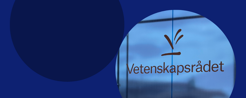 Vetenskapsrådets logotyp på fönster